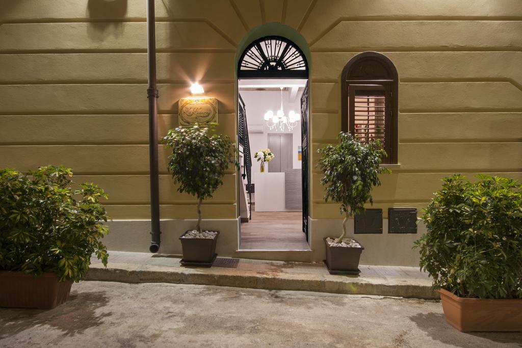 Aparthotel Residenza Le Zagare Castellammare del Golfo Zimmer foto
